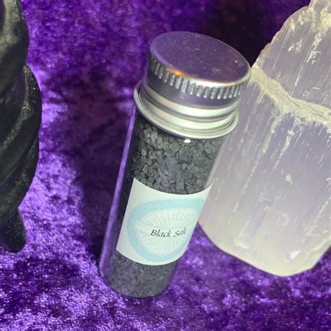 Channeling Higher Vibrations with the Salt Ahker: Aligning with the Divine